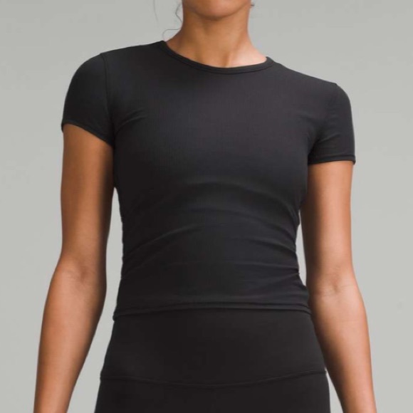 lululemon all it takes back-twist short sleeve - Picture 12 of 14